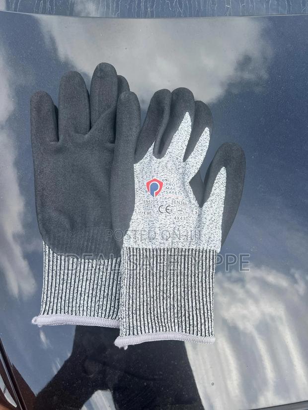 Anti Cut Gloves · Photo 1