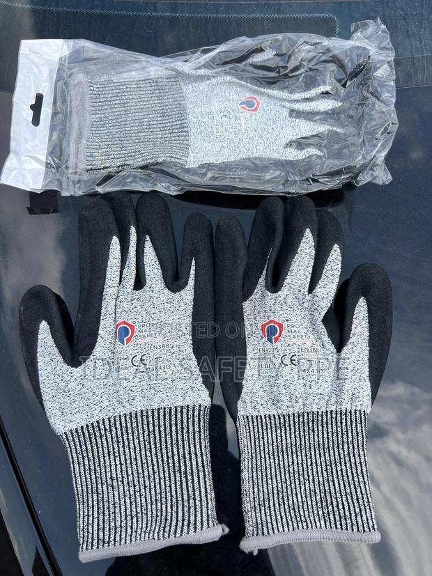 Anti Cut Gloves · Photo 4