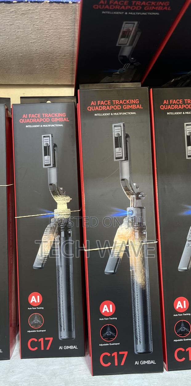 Selfie Face Tracking Tripod Stand · Photo 1