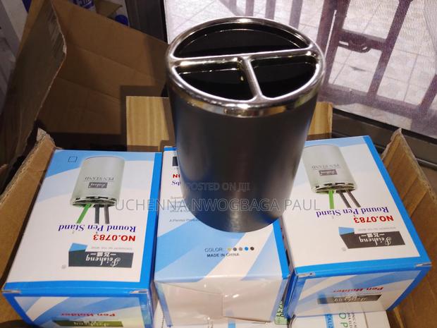 Pen Holder · Photo 1