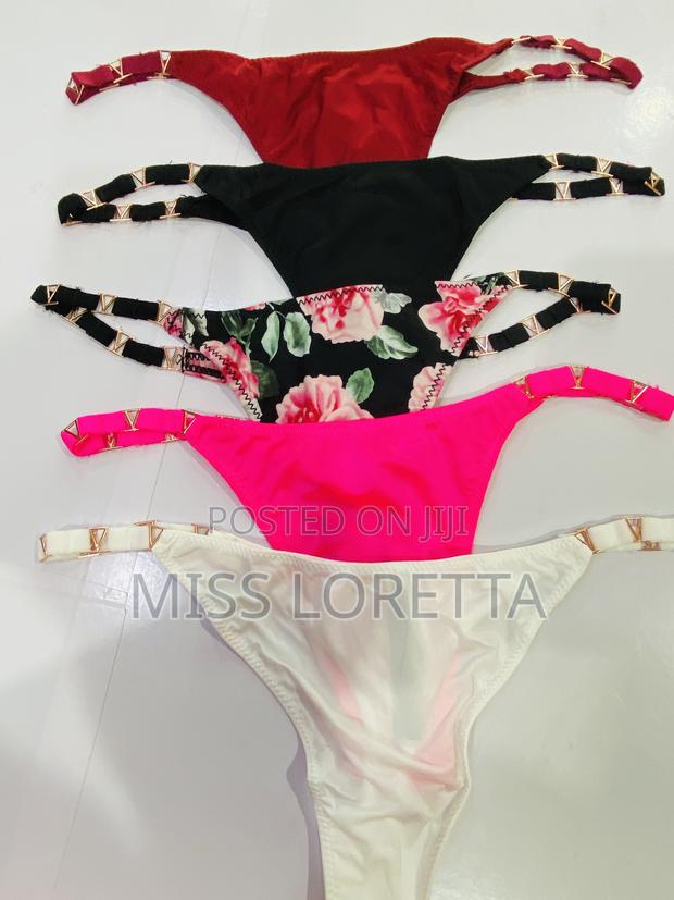Thong/G-String Panties · Photo 2