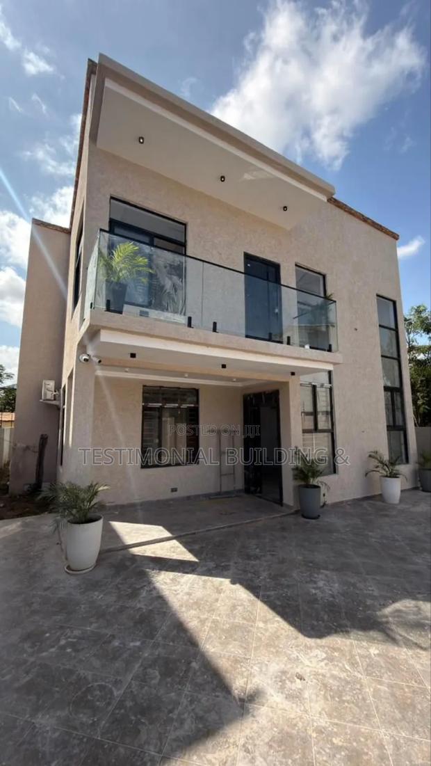 4bdrm House in Testimonial Building, Ashaley Botwe for sale · Photo 1