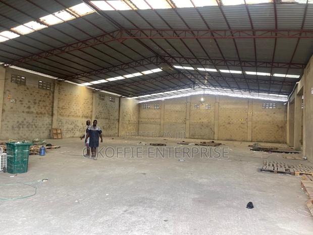 1000 SQM Warehouse Located at North Kaneshe Industrial Area · Photo 3