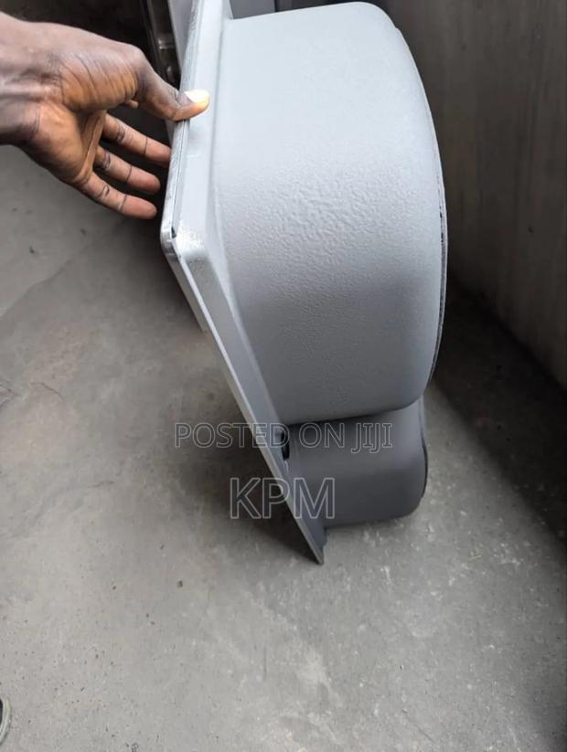 Armless Heavy Cabinet Kitchen Sink · Photo 2