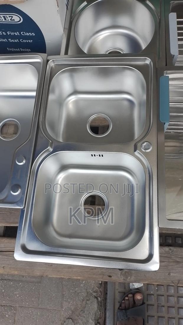Armless Heavy Cabinet Kitchen Sink · Photo 1
