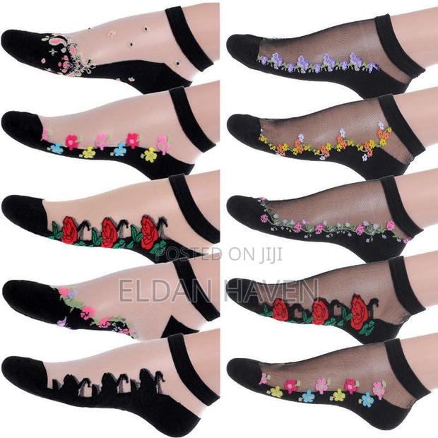 Ladie’S Cotton Mesh Socks · Photo 1