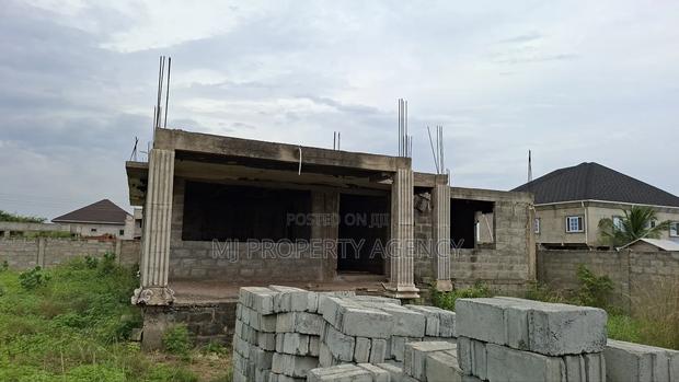 5bdrm House in Castle Gate Estate, Community 25 for sale · Photo 1