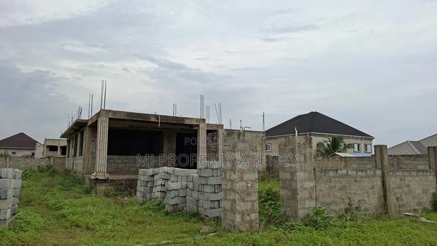 5bdrm House in Castle Gate Estate, Community 25 for sale · Photo 4