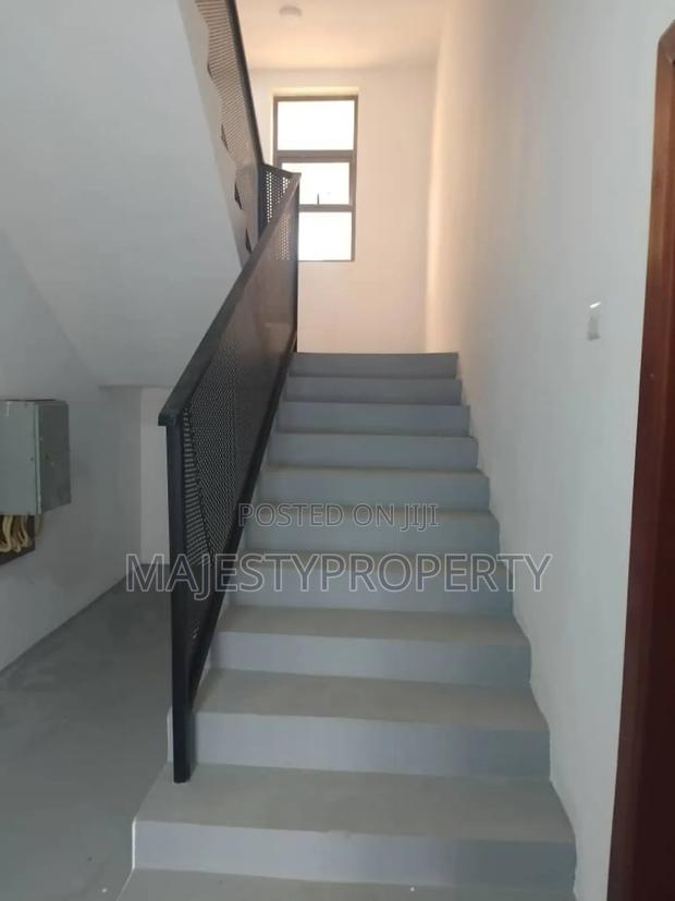 2bdrm Apartment in Spintex for sale · Photo 6