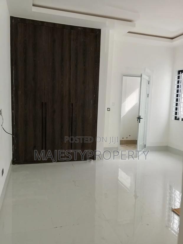 3bdrm House in Spintex for sale · Photo 7