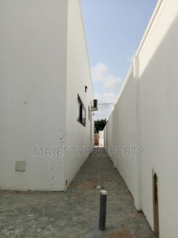 3bdrm House in Spintex for sale · Photo 4