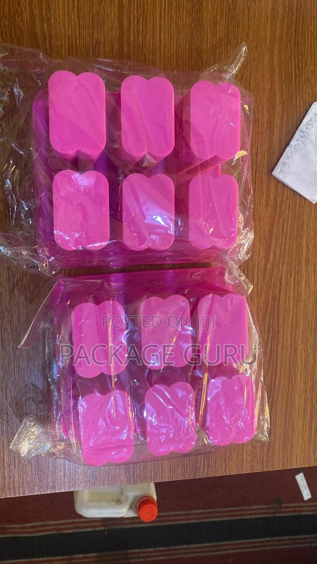 6 Holes Laundry Soap Mould · Photo 1