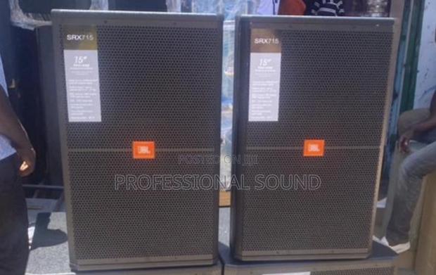 JBL Srx715 15-Inch High-Power Two-Way Loudspeaker. · Photo 1