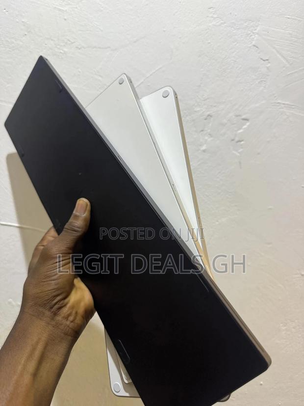 Apple Keyboard 2 · Photo 5