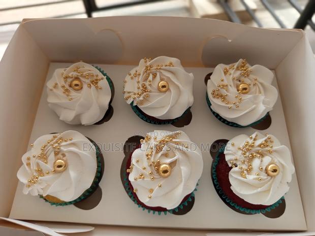 Six Red Velvet Cupcakes With Whipped Cream · Photo 3