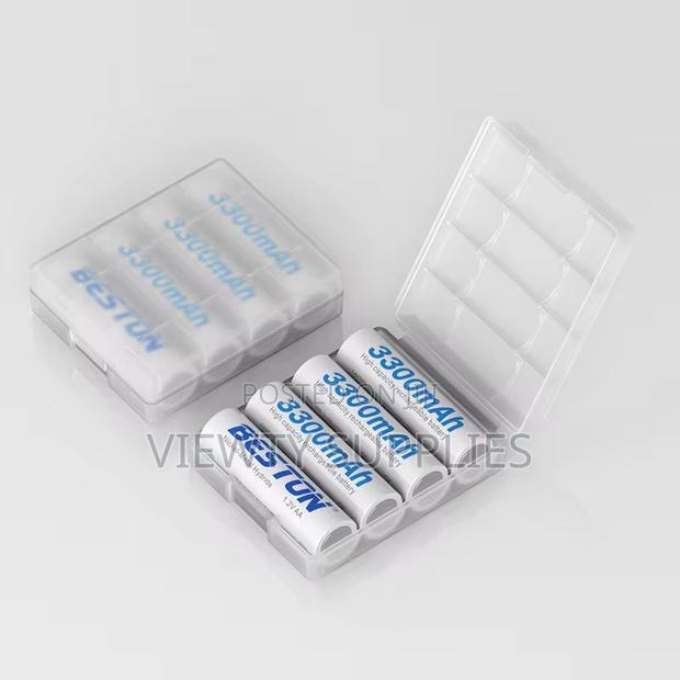 High Capacity Rechargeable Aa Battery With 4 Bay Aa/Aaa + Usb Charger · Photo 4