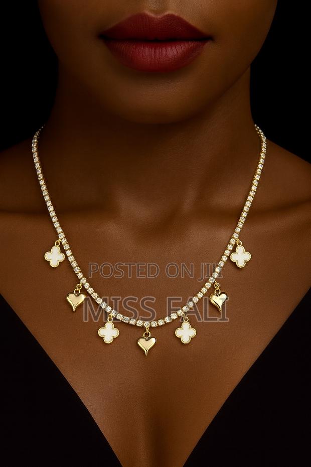 Tennis and Clove Charms Necklace · Photo 3