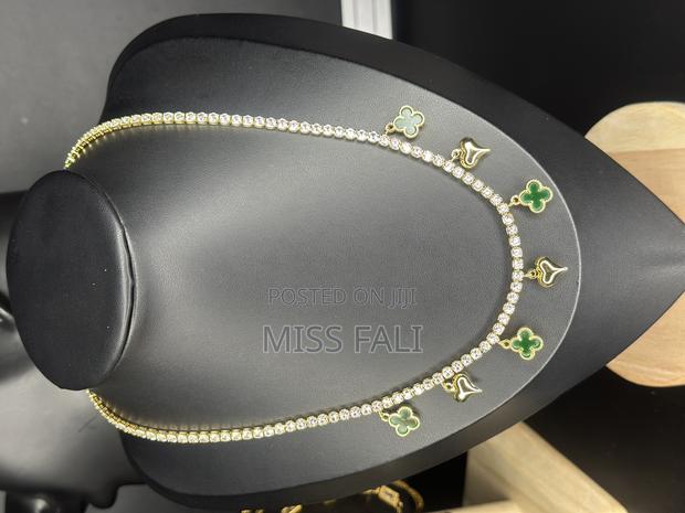 Tennis and Clove Charms Necklace · Photo 5
