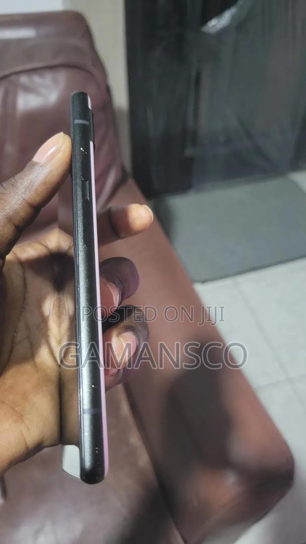 Google Pixel 6a 128 GB White · Photo 6