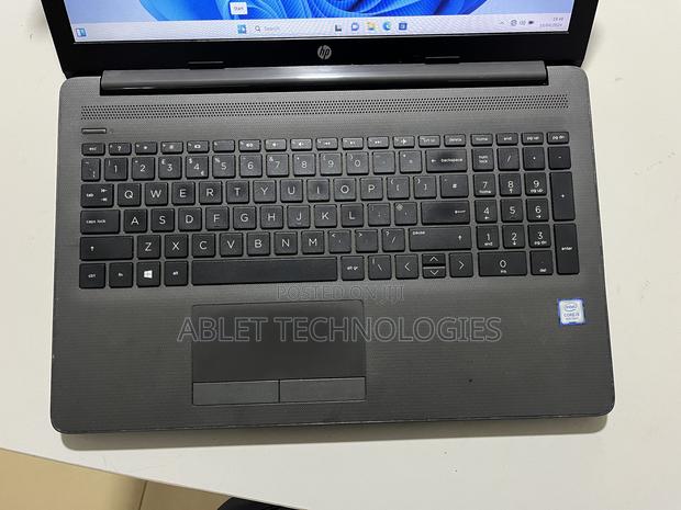 Laptop HP 250 G7 8GB Intel Core i5 SSD 256GB · Photo 4