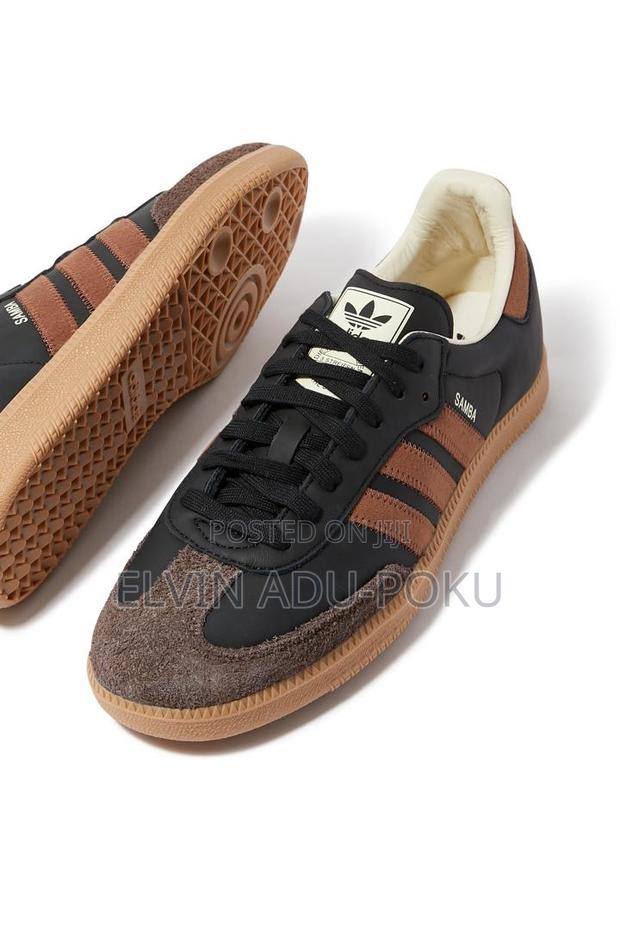 Adidas Samba Unisex Sneaker In Different Colours , Swipe >>>>> · Photo 4