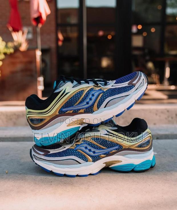 Saucony Progrid Sneakers Comes In Different Colours, Swipe > · Photo 4