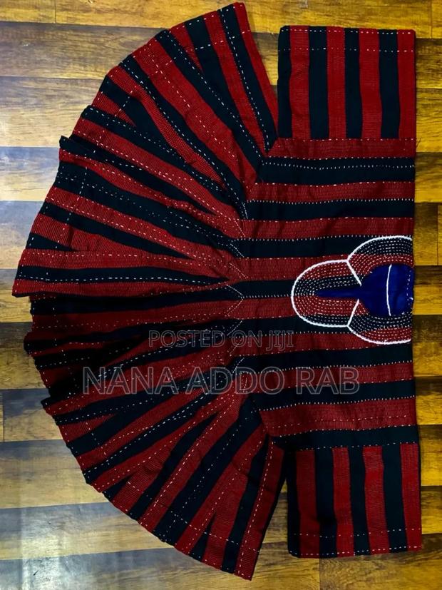 Clothes For Sale Very Cheap But Quality · Photo 2
