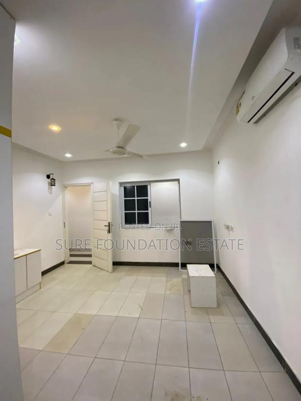 2bdrm Apartment in Dansoman for rent · Photo 8