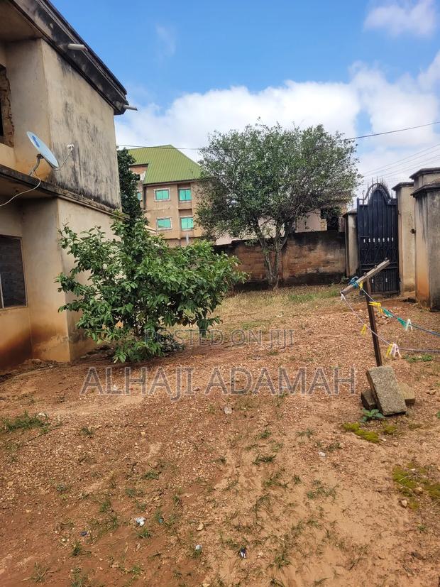 9bdrm House in Diamond City Estate, Atwima Kwanwoma for sale · Photo 3