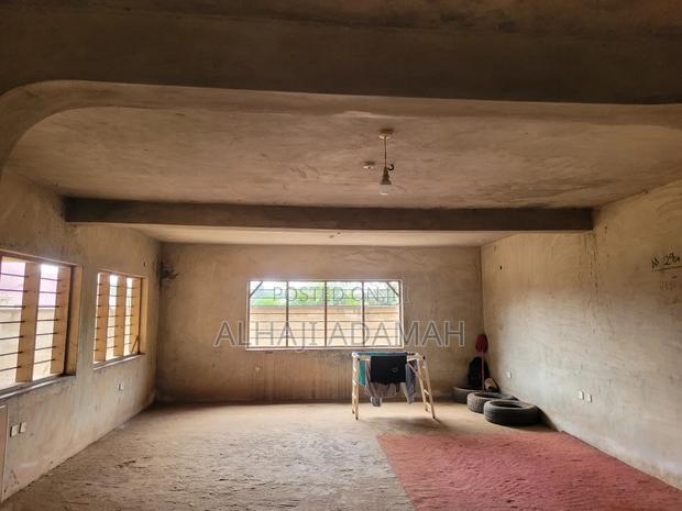 9bdrm House in Diamond City Estate, Atwima Kwanwoma for sale · Photo 4
