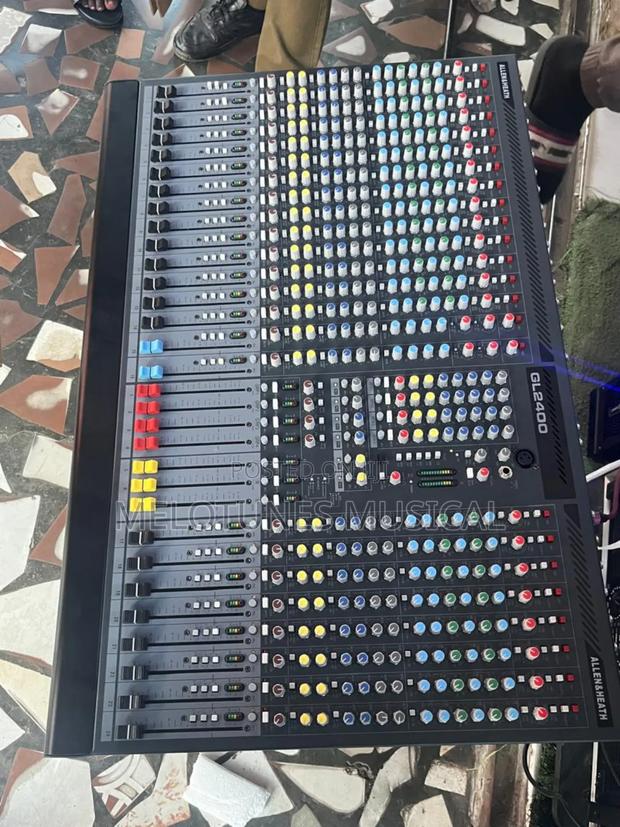 Heath Gl2400 24channel Analog Audio Mixer. · Photo 3