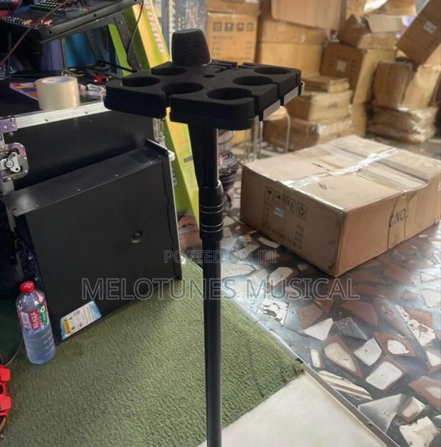 On-Stage Multi-Mic Holder With Stand · Photo 1