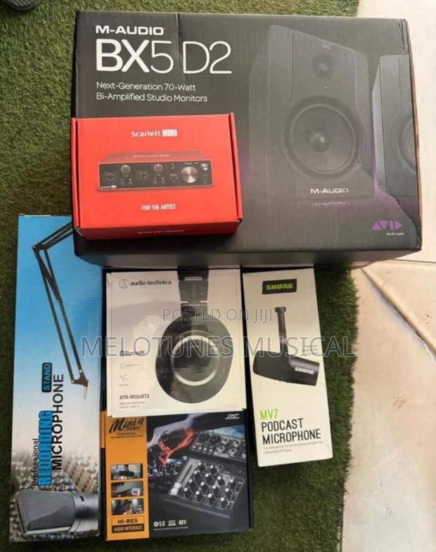 Studio Monitor,Sound Card,Mv7,Headphone,Stand Mini 4 Mixer Bundle · Photo 1