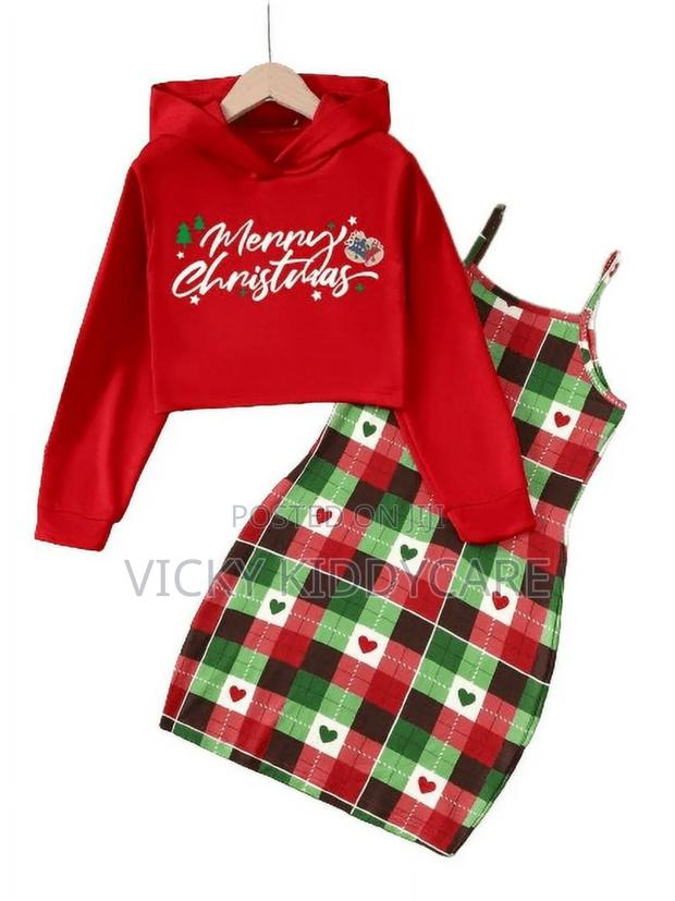 Christmas Outfits For Girls · Photo 1