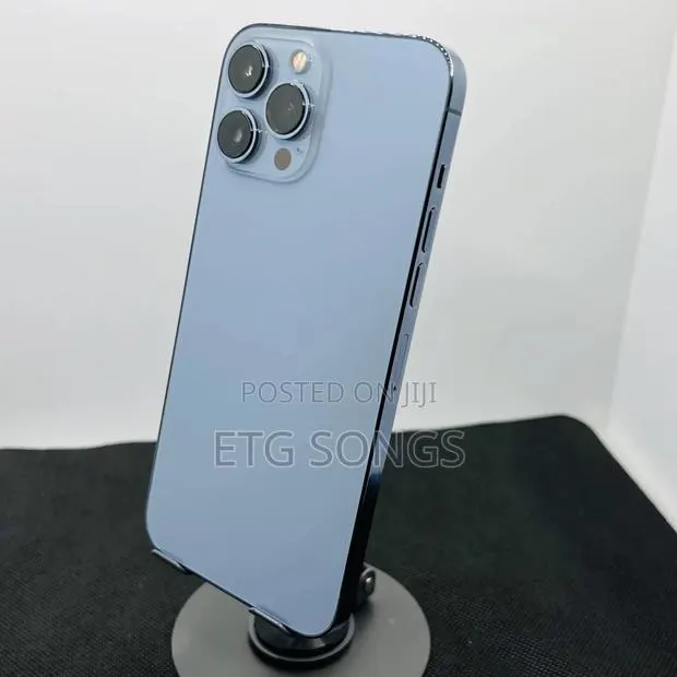 Apple iPhone 13 Pro Max 128 GB Blue · Photo 1