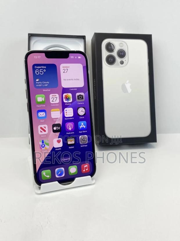 New Apple iPhone 13 Pro 256 GB White · Photo 1