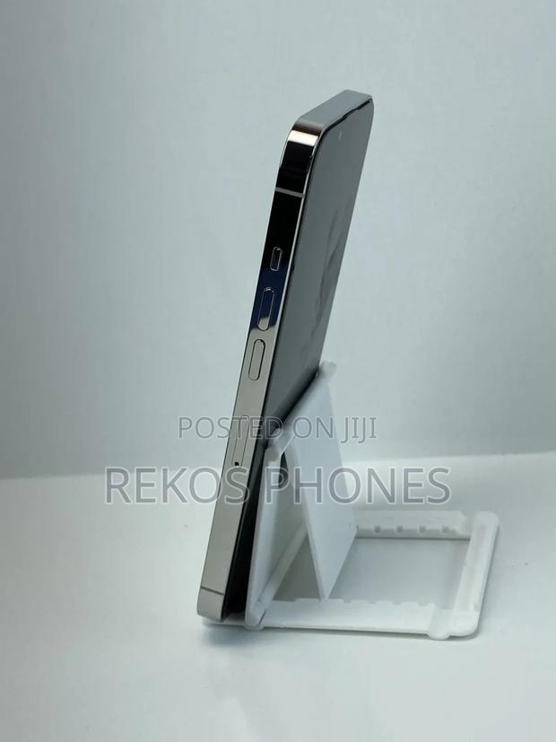 New Apple iPhone 13 Pro 256 GB White · Photo 4