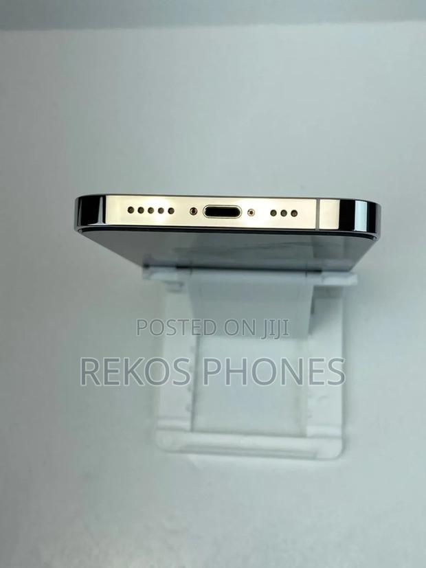 New Apple iPhone 13 Pro 256 GB White · Photo 6
