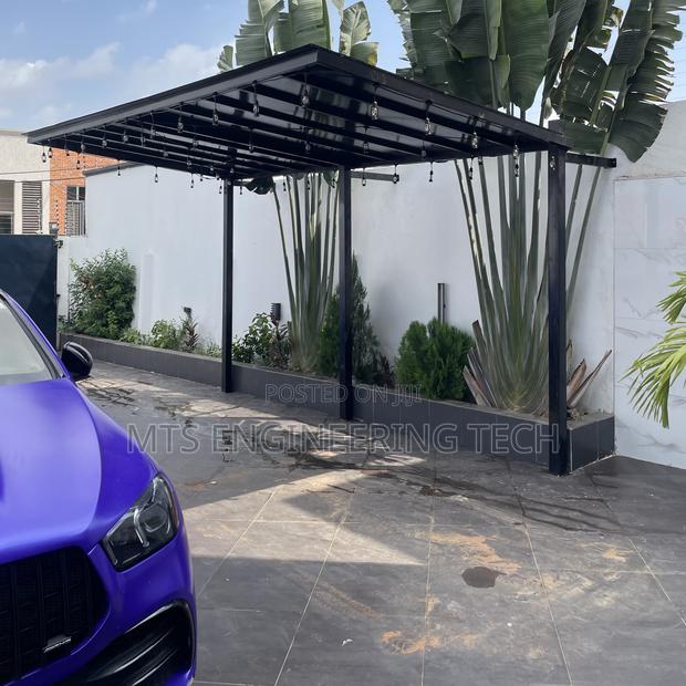 Custom-Made Modern Carport · Photo 1