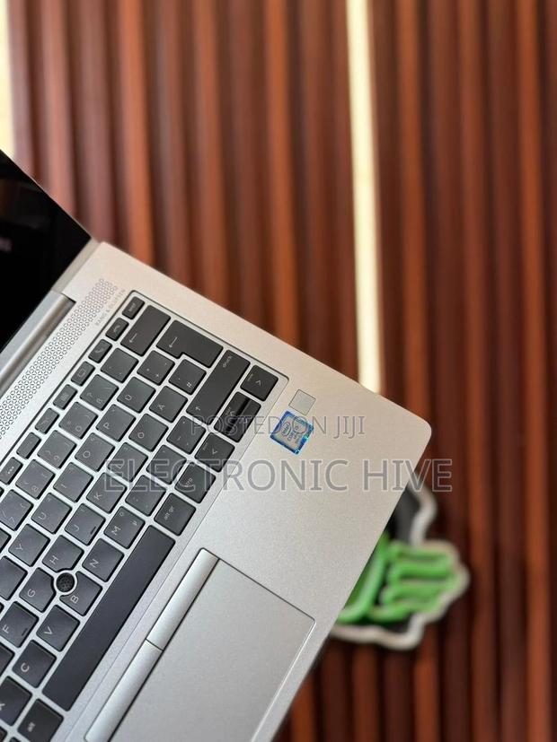 Laptop HP EliteBook 830 G5 8GB Intel Core I5 SSD 256GB · Photo 1