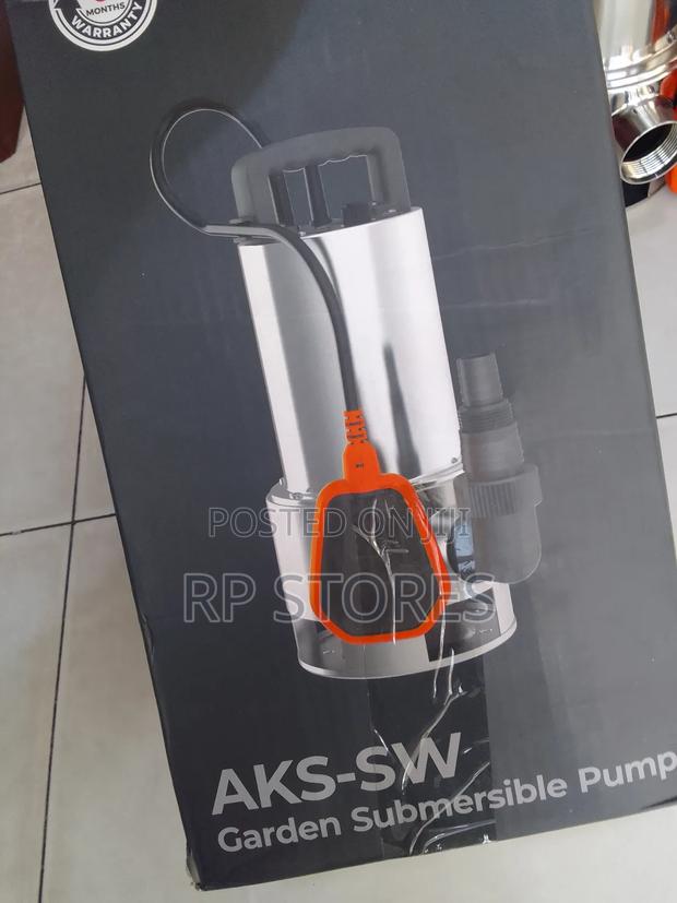 Leo Submersible Pump 1hp Stainless · Photo 1