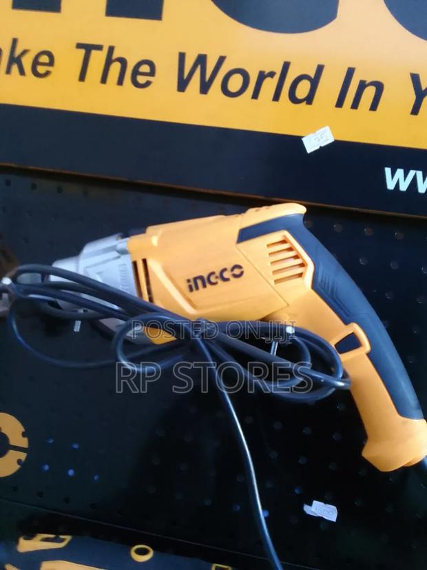 Ingco 850 Impact Drill · Photo 1
