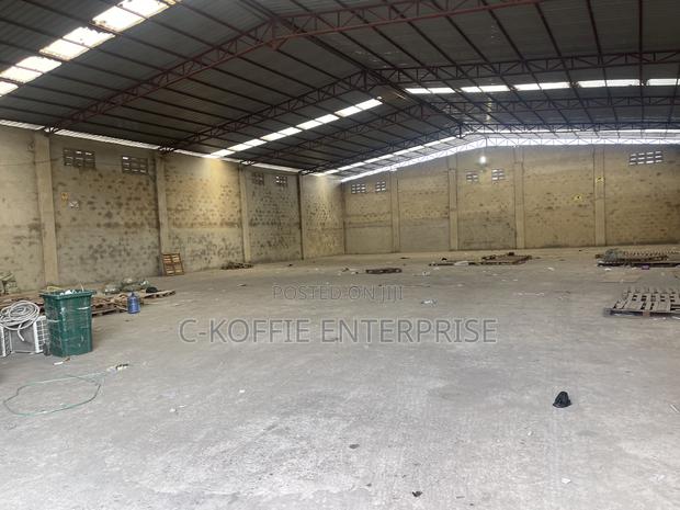 1000 SQM Warehouse at North Kaneshie Industrial Area · Photo 3