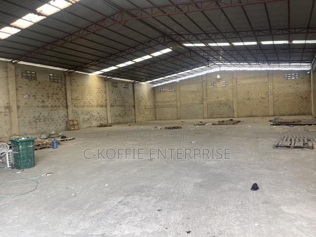 1000 SQM Warehouse at North Kaneshie Industrial Area · Photo 4