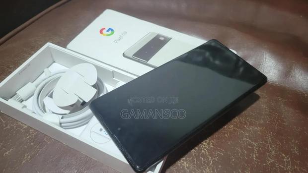 Google Pixel 6a 128 GB White · Photo 1