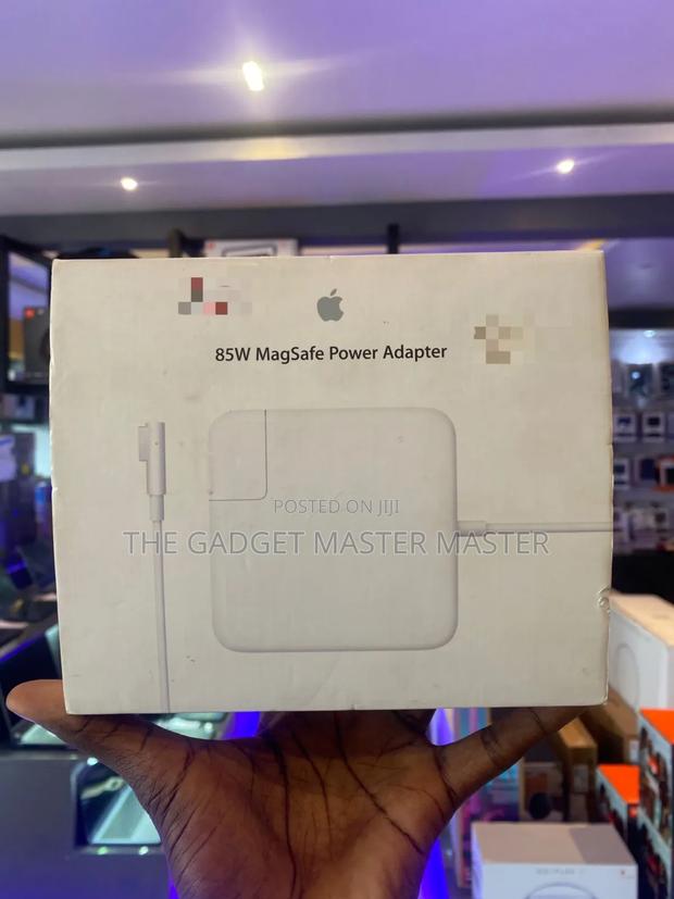 85w Apple Magsafe Power Adapter · Photo 1