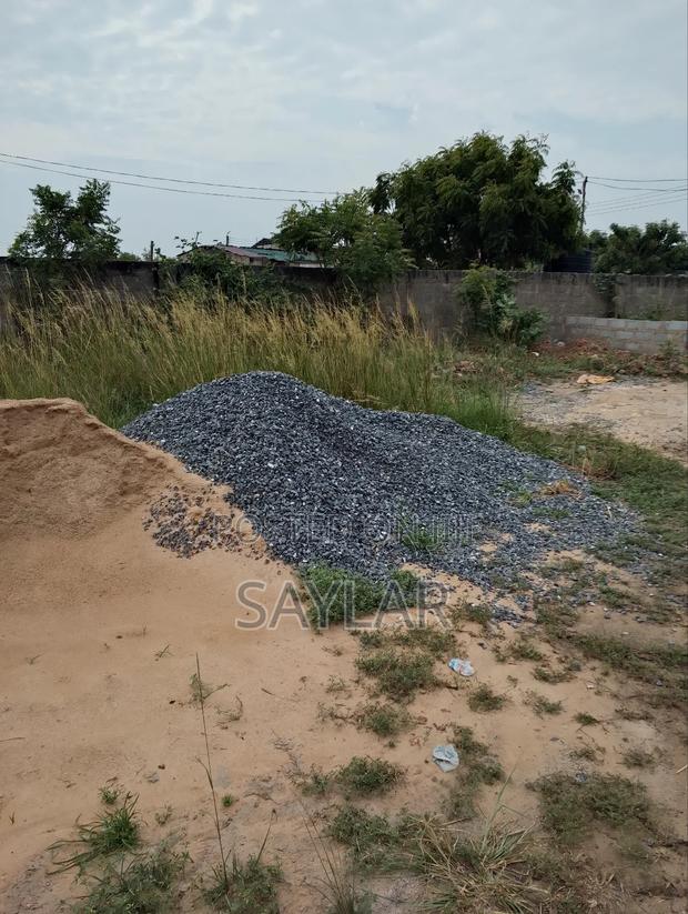 Full Plot Fully Fenced Sakomono Celebrity Golf Area on Hot Sale · Photo 1