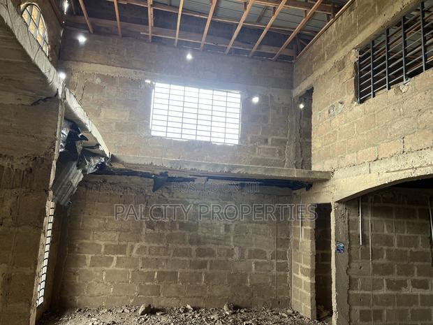 5bdrm House in Ejisu-Avenue 15 Area for sale · Photo 3