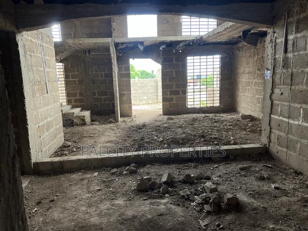 5bdrm House in Ejisu-Avenue 15 Area for sale · Photo 8