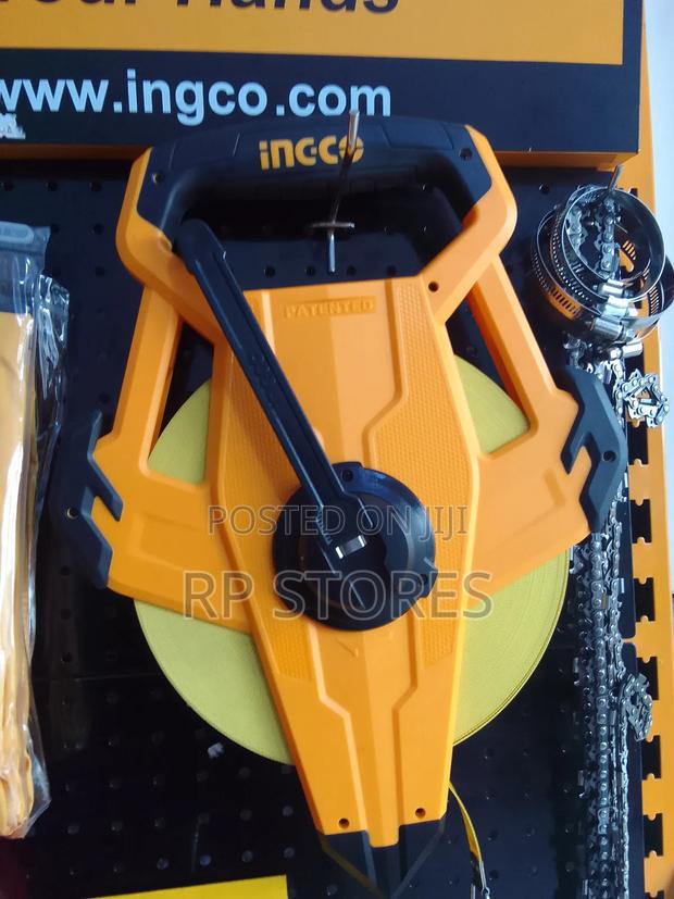Ingco 100mm Fibreglass Measuring Tape · Photo 1